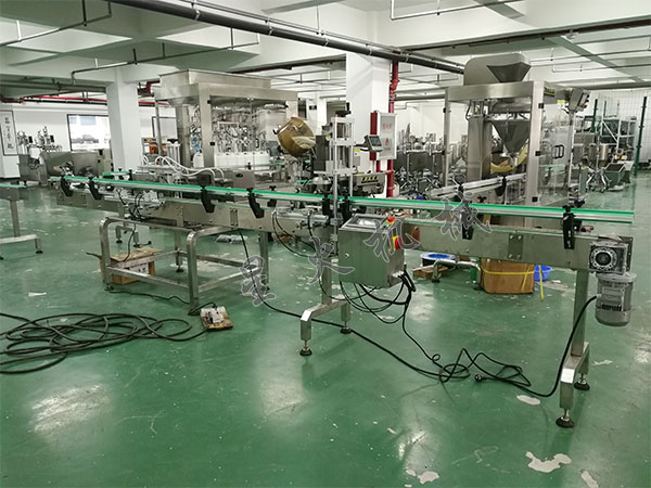 灌裝旋蓋機設備生產(chǎn)線