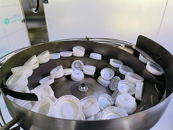 西安自動(dòng)旋蓋機(jī)